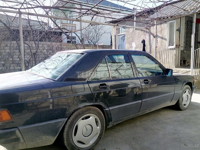 Mercedes 190 1993, 268,000 km - 2.0 л - Bakı