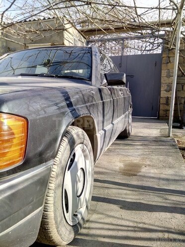 Mercedes 190 1993, 268,000 km - 2.0 л - Bakı