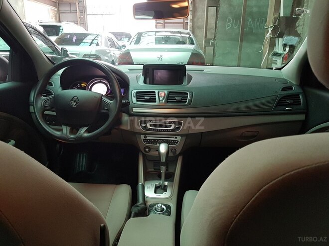 Renault Megane 2010, 183,700 km - 1.5 l - Bakı