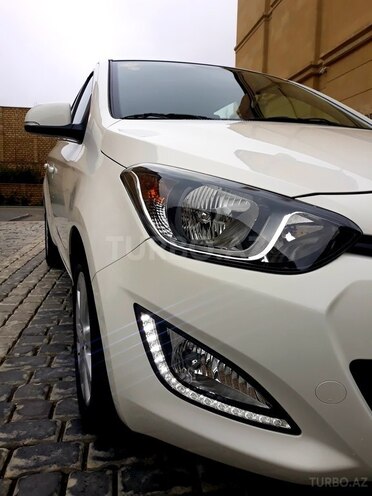 Hyundai i20 2012, 67,500 km - 1.4 l - Bakı