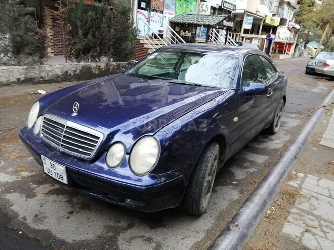 Mercedes CLK 320 1999, 250,000 km - 3.2 l - Bakı