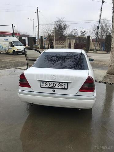 Mercedes C 220 1995, 375,000 km - 0.3 l - Ağcabədi