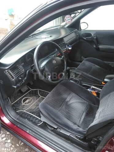 Opel Vectra 1997, 318,000 km - 2.0 l - Ağsu
