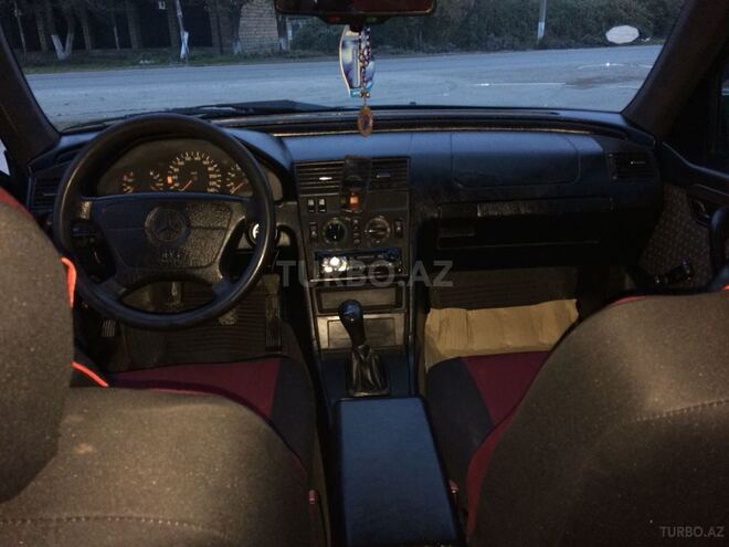Mercedes C 180 1995, 250,000 km - 1.8 л - Ağdaş