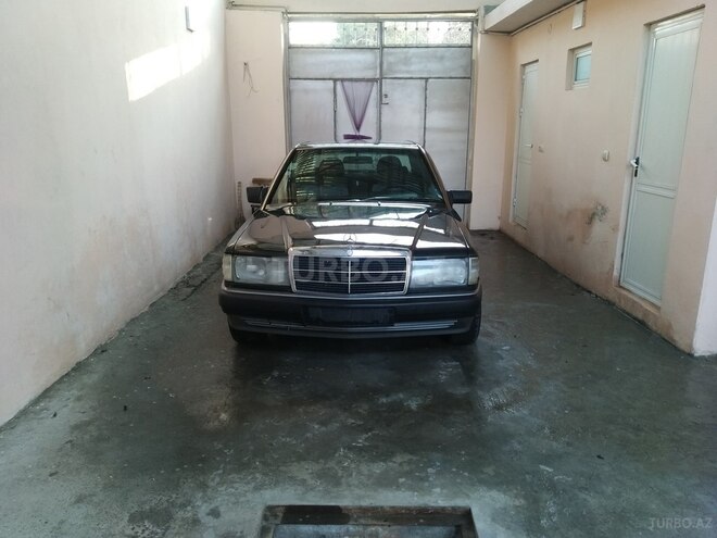 Mercedes 190 1992, 352,459 km - 2.0 l - Gəncə