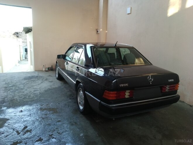 Mercedes 190 1992, 352,459 km - 2.0 l - Gəncə