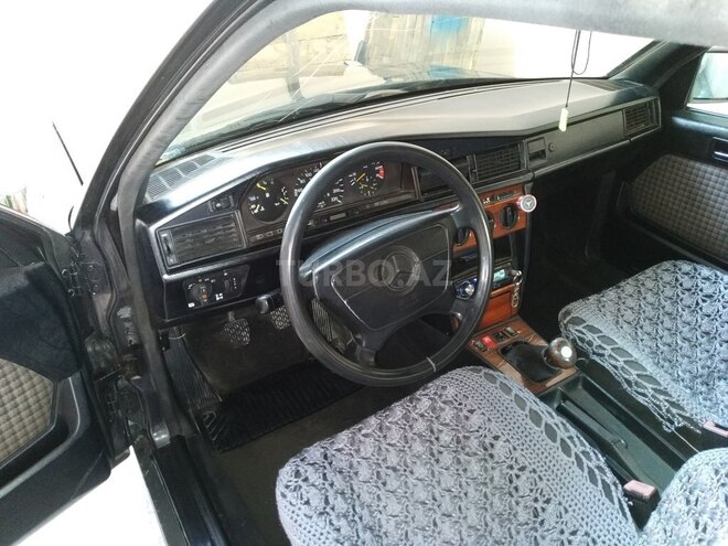 Mercedes 190 1992, 352,459 km - 2.0 l - Gəncə