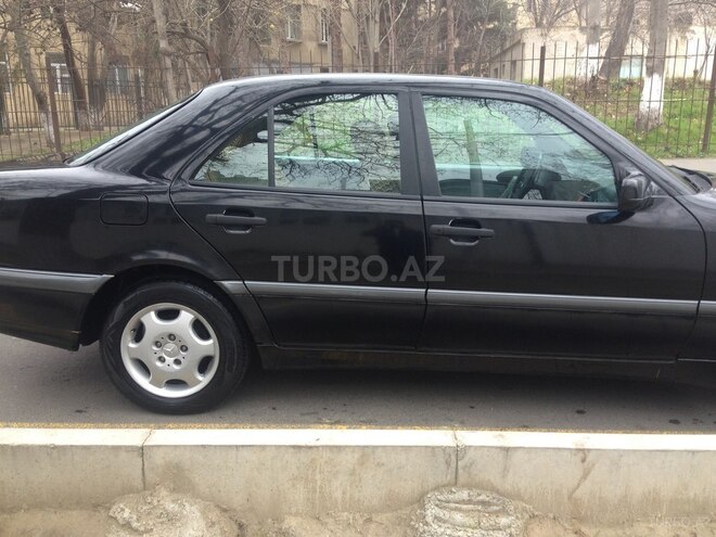Mercedes C 220 2000, 375,000 km - 0.2 л - Bakı