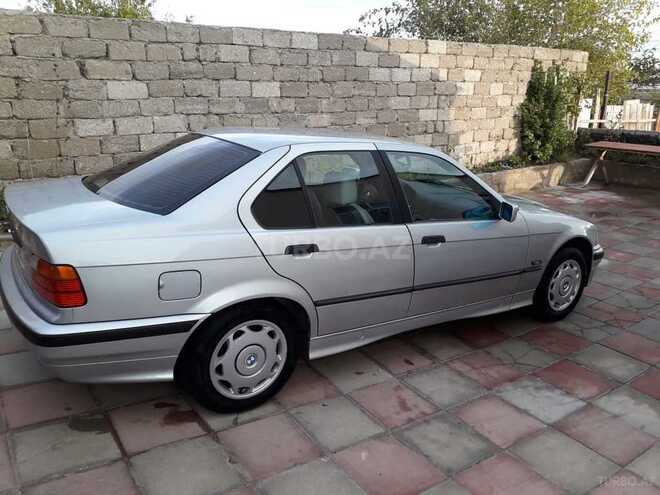 BMW 318 1995, 293,000 km - 1.8 l - Bakı