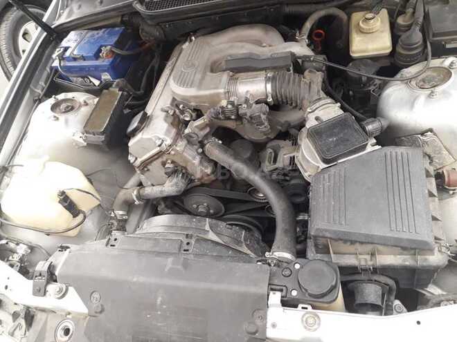 BMW 318 1995, 293,000 km - 1.8 l - Bakı