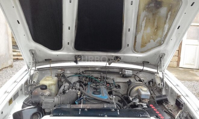 GAZ 3110 1999, 135,900 km - 2.3 l - Sumqayıt