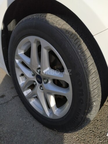 Ford Fusion 2013, 170,000 km - 1.6 l - Gəncə