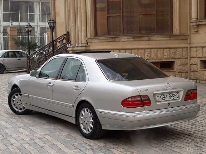 Mercedes E 240 2000, 296,000 km - 2.4 l - Bakı