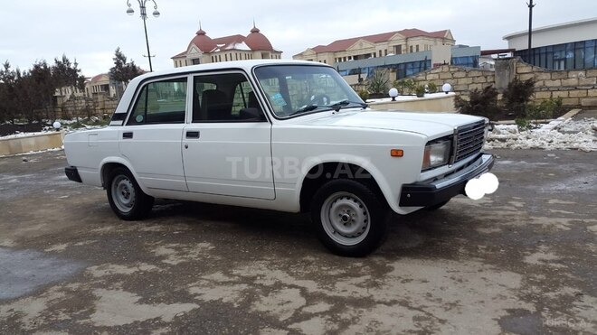 LADA (VAZ) 2107 2006, 195,000 km - 1.6 l - Quba