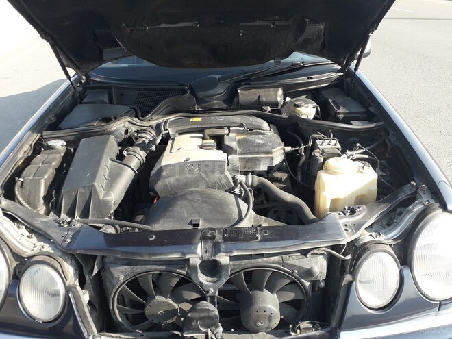 Mercedes E 200 1997, 340,000 km - 2.0 l - Bakı
