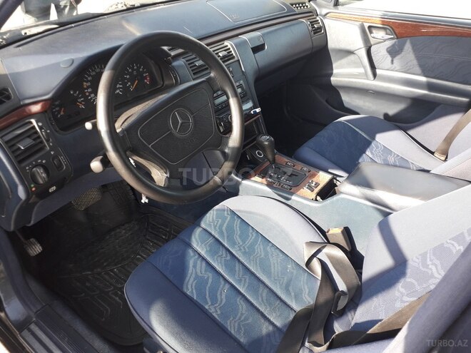 Mercedes E 200 1997, 340,000 km - 2.0 l - Bakı