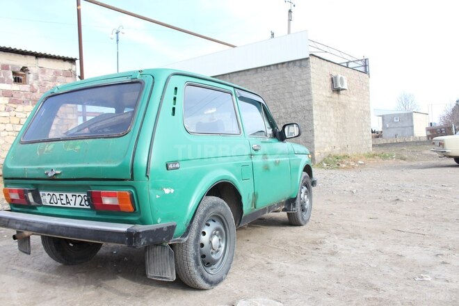 LADA (VAZ) Niva 1982, 150,000 km - 1.6 l - Samux
