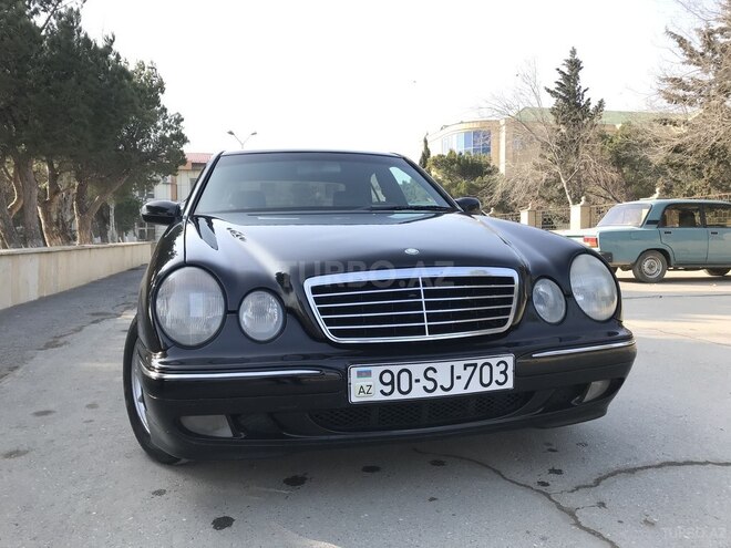 Mercedes E 280 2000, 299,000 km - 2.8 l - Bakı