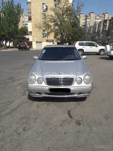 Mercedes E 240 2001, 218,941 km - 2.6 l - Bakı