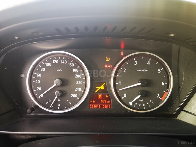 BMW 535 2007, 228,000 km - 3.0 л - Bakı