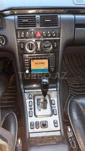 Mercedes E 320 2001, 350,000 km - 3.2 l - Bakı
