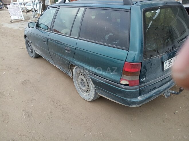 Opel Astra 1997, 141,000 km - 1.6 l - Bakı