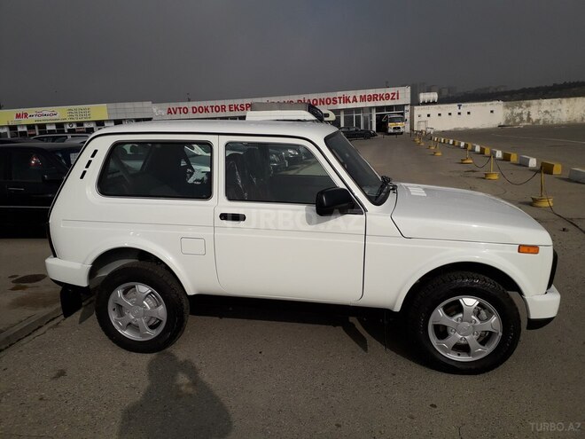 LADA (VAZ) Niva 2018, 2,110 km - 1.7 л - Bakı