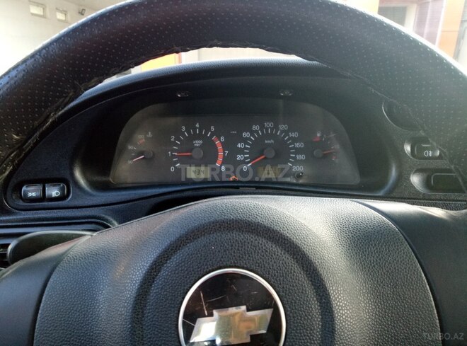 Chevrolet Niva 2012, 90,000 km - 1.7 л - Quba