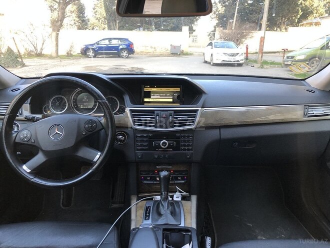Mercedes E 200 2010, 187,712 km - 1.8 l - Bakı