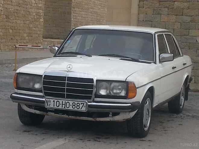 Mercedes E 300 1978, 323,653 km - 3.0 l - Bakı