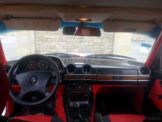 Mercedes E 300 1978, 323,653 km - 3.0 l - Bakı