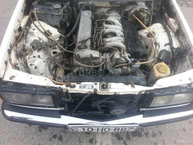 Mercedes E 300 1978, 323,653 km - 3.0 l - Bakı