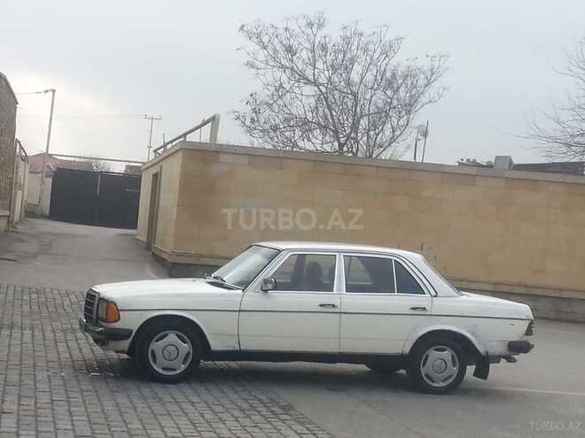 Mercedes E 300 1978, 323,653 km - 3.0 l - Bakı