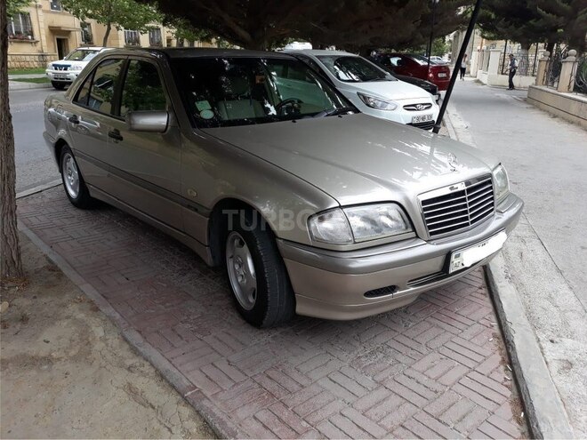 Mercedes C 240 1998, 261,000 km - 2.4 l - Bakı