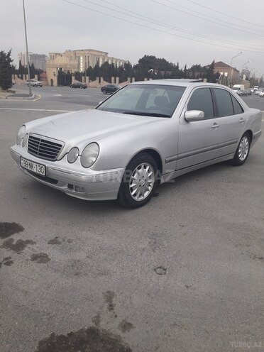 Mercedes E 240 1999, 296,500 km - 2.4 l - Bakı