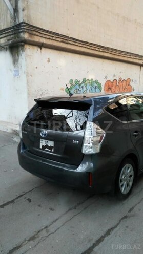 Toyota Prius V 2013, 180,100 km - 1.8 l - Bakı