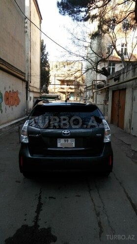 Toyota Prius V 2013, 180,100 km - 1.8 l - Bakı