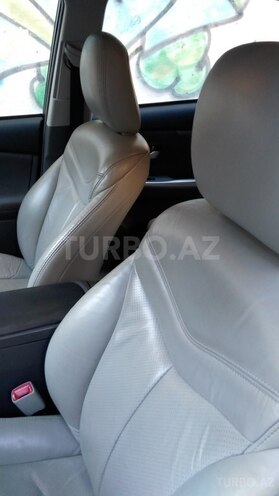 Toyota Prius V 2013, 180,100 km - 1.8 l - Bakı