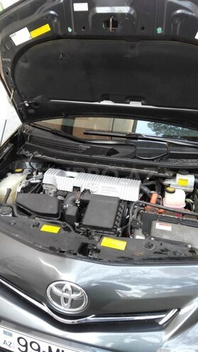 Toyota Prius V 2013, 180,100 km - 1.8 l - Bakı