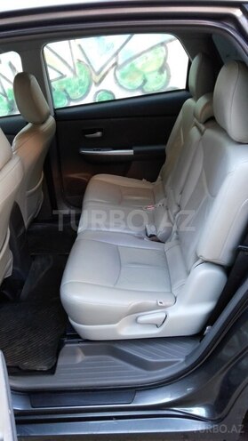 Toyota Prius V 2013, 180,100 km - 1.8 l - Bakı