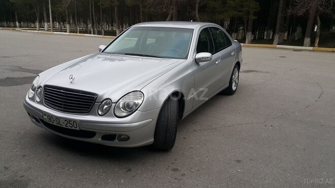 Mercedes E 220 2004, 241,232 km - 2.2 л - Sumqayıt