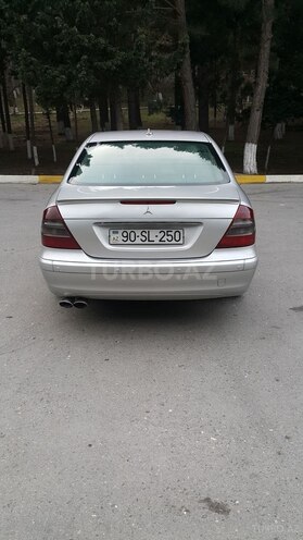 Mercedes E 220 2004, 241,232 km - 2.2 л - Sumqayıt