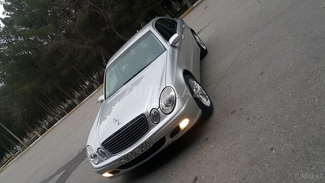 Mercedes E 220 2004, 241,232 km - 2.2 л - Sumqayıt