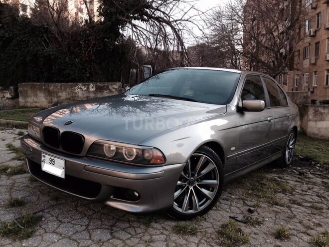 BMW 525 2001, 320,000 km - 2.5 l - Bakı