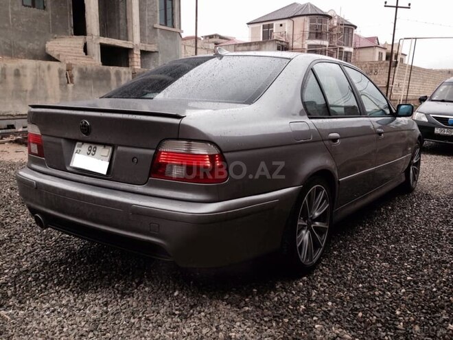 BMW 525 2001, 320,000 km - 2.5 l - Bakı