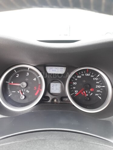 Renault Megane 2009, 207,743 km - 1.5 l - Bakı
