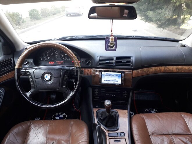 BMW 523 1996, 331,293 km - 2.5 l - Sumqayıt