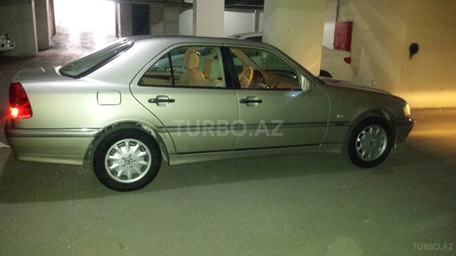 Mercedes C 180 1999, 342,000 km - 0.2 л - Bakı