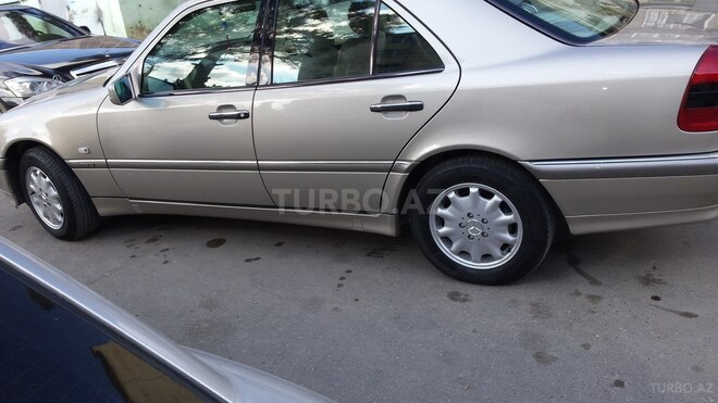 Mercedes C 180 1999, 342,000 km - 0.2 л - Bakı