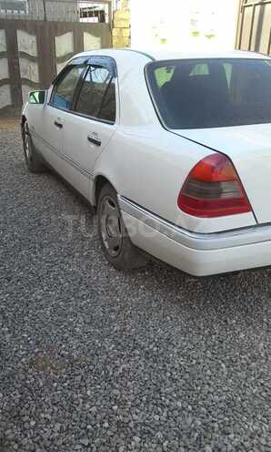 Mercedes C 220 1995, 310,000 km - 2.2 l - Bakı
